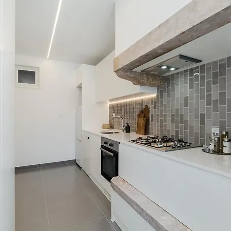 Casa Boma - Charming And Spacious - Campolide Ii Apartament