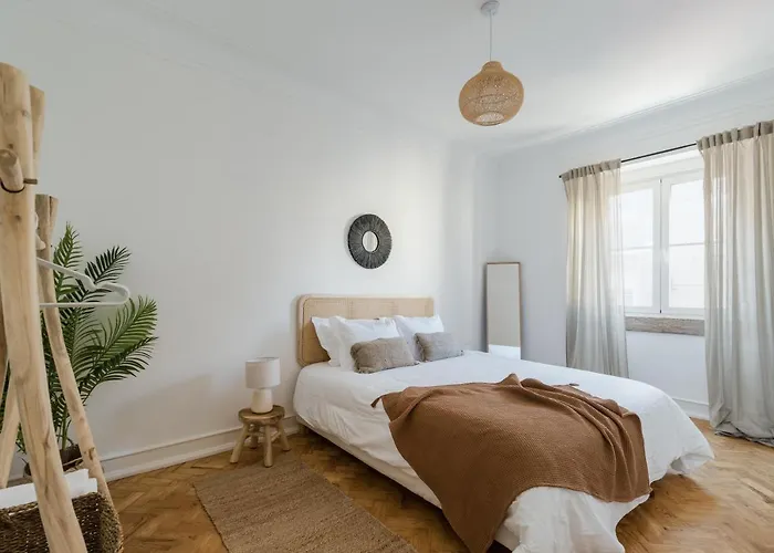 Casa Boma - Charming And Spacious - Campolide Ii Apartman Lisboa